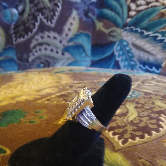 Sterling silver diamond ring purchased 2008. - Picture 2 of 5